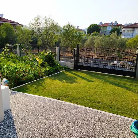 Kaya Guenluek Appartement