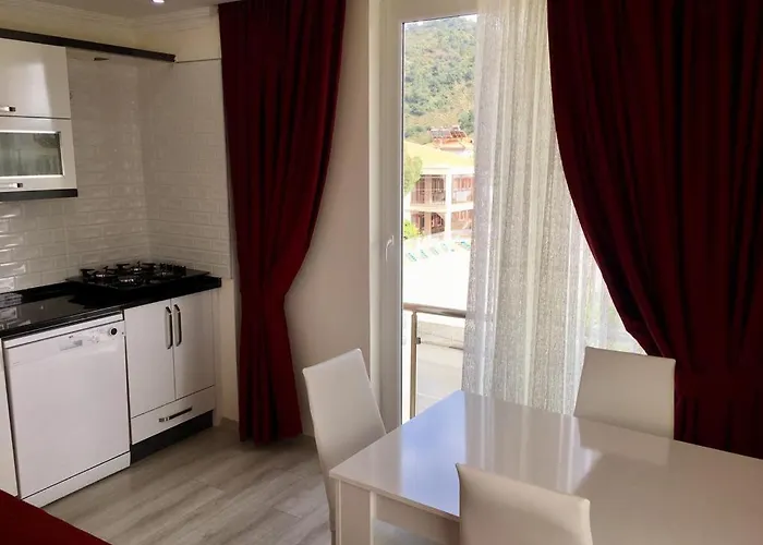 Apartament Kaya Guenluek *